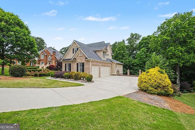 4621 Chartwell Chase Court, Flowery Branch, GA 30542