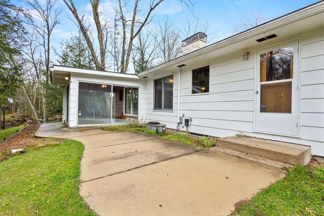 E4568 COUNTY ROAD C, Marion, WI 54950