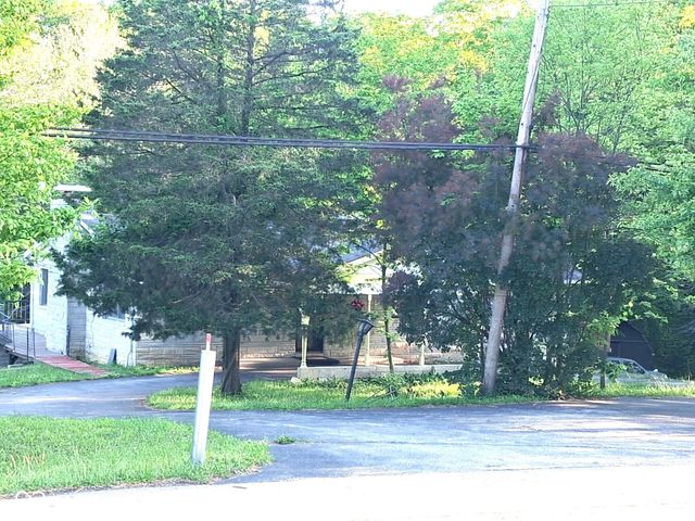 6770 E State Road 46 E, Bloomington, IN 47401