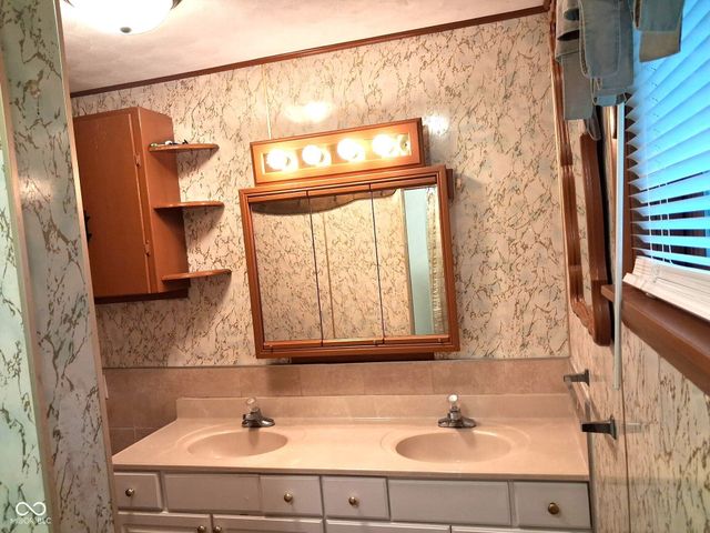 6770 E State Road 46 E, Bloomington, IN 47401