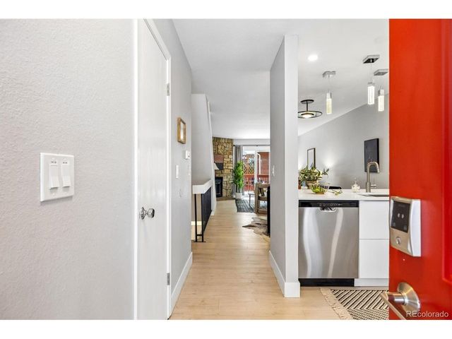 7474 E Arkansas Ave 11-10, Denver, CO 80231
