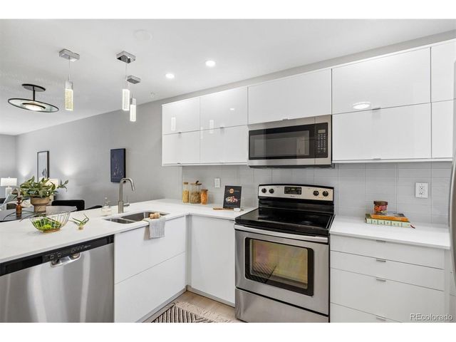 7474 E Arkansas Ave 11-10, Denver, CO 80231