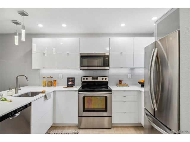 7474 E Arkansas Ave 11-10, Denver, CO 80231