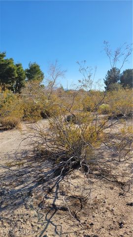 2084 East Torino Avenue, Las Vegas, NV 89123