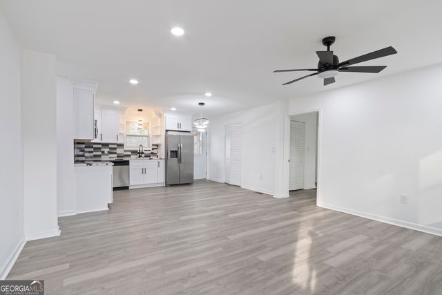 586 High Drive, Forest Park, GA 30297