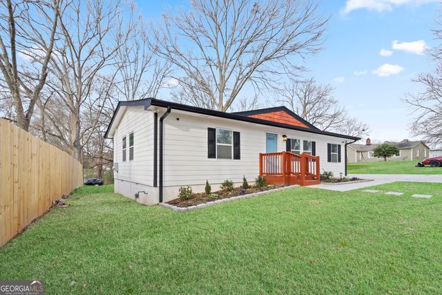 586 High Drive, Forest Park, GA 30297