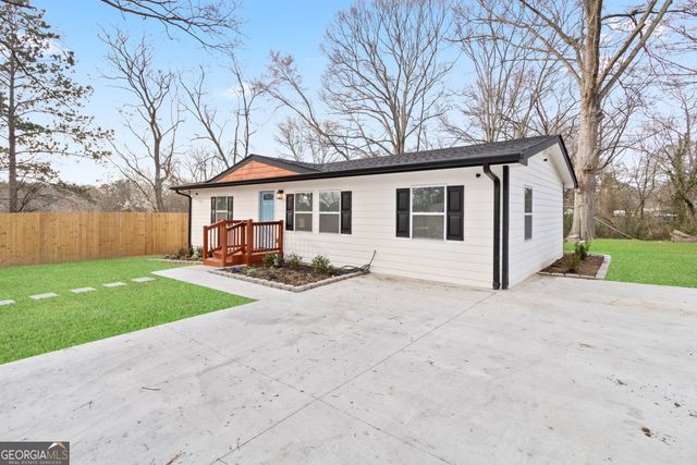 586 High Drive, Forest Park, GA 30297