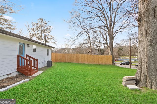 586 High Drive, Forest Park, GA 30297