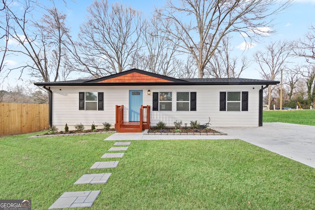 586 High Drive, Forest Park, GA 30297