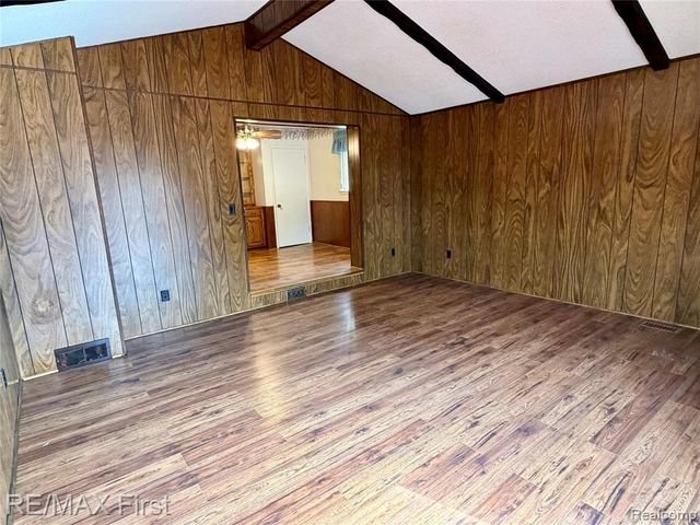25653 Palomino Drive, Warren, MI 48089