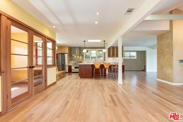 2670 CARMAR Drive, Los Angeles, CA 90046