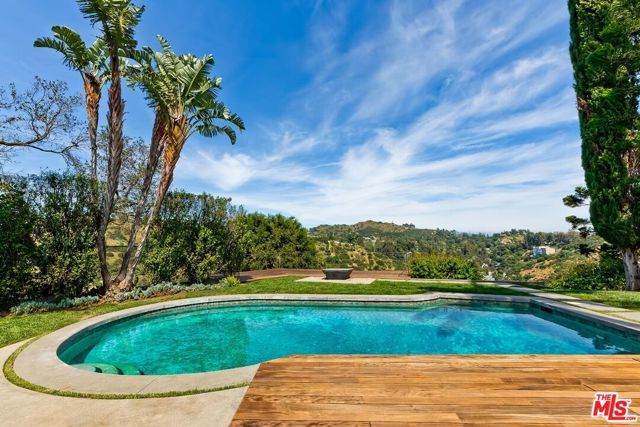 2670 CARMAR Drive, Los Angeles, CA 90046