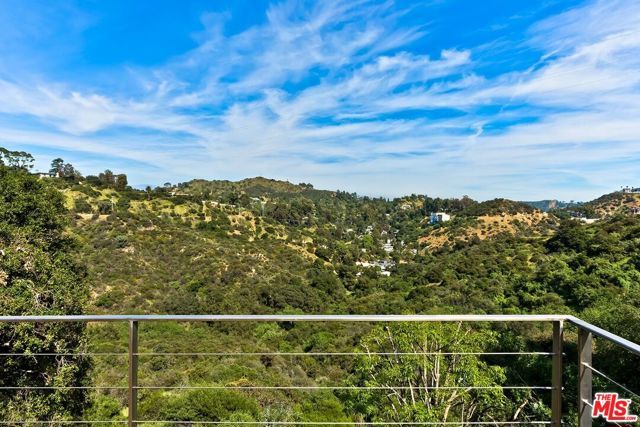 2670 CARMAR Drive, Los Angeles, CA 90046