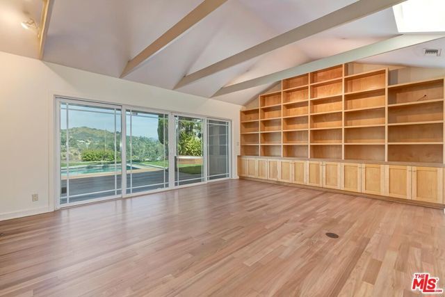 2670 CARMAR Drive, Los Angeles, CA 90046