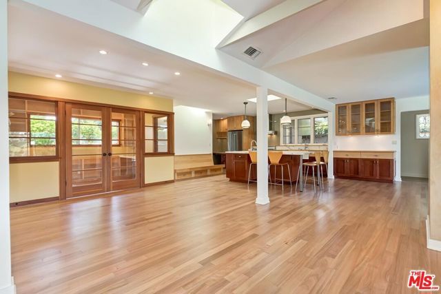 2670 CARMAR Drive, Los Angeles, CA 90046