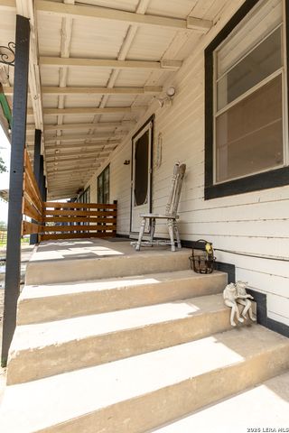 235 County Road 7712, Devine, TX 78016