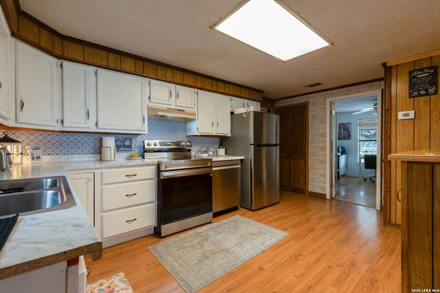 235 County Road 7712, Devine, TX 78016