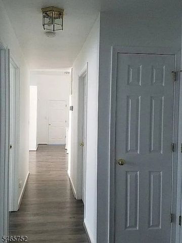 193 Mary Ct, Bridgewater Twp., NJ 08807