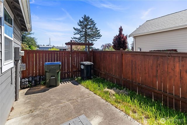 5501 Hamptons Street SE, Olympia, WA 98501