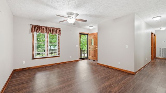 134 Starlight Trl, Manchester, TN 37355