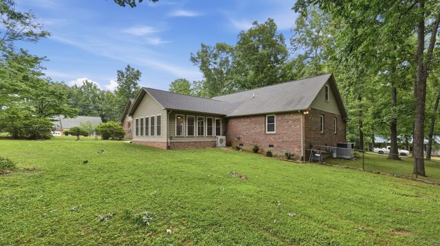134 Starlight Trl, Manchester, TN 37355