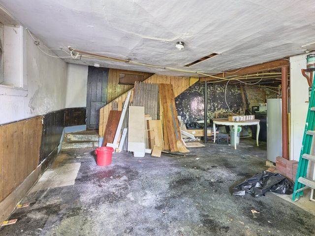 5 Jay St, Fitchburg, MA 01420