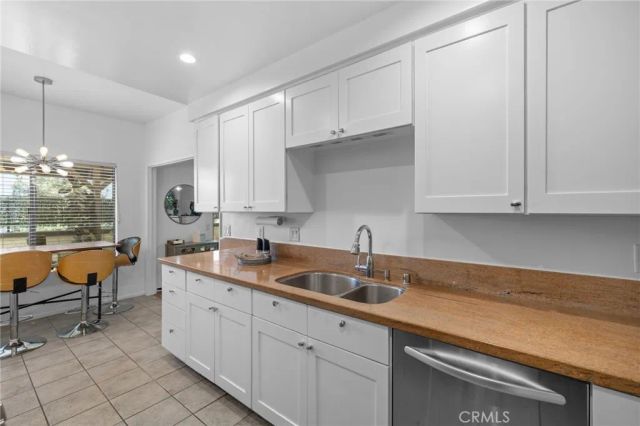 3200 Fairesta Street 17, La Crescenta, CA 91214