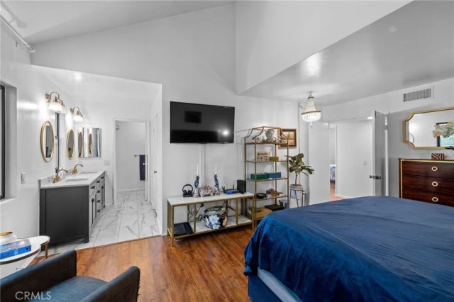 3200 Fairesta Street 17, La Crescenta, CA 91214