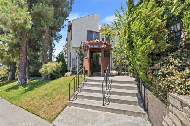 3200 Fairesta Street 17, La Crescenta, CA 91214