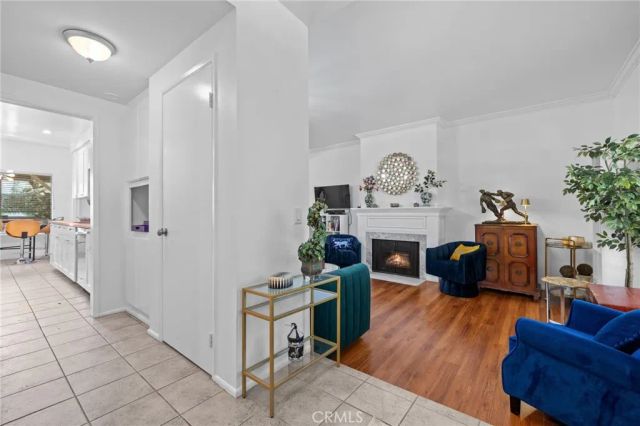 3200 Fairesta Street 17, La Crescenta, CA 91214