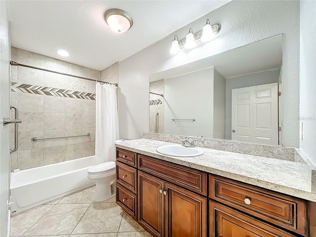 608 MASTERS AVENUE, Wildwood, FL 34785