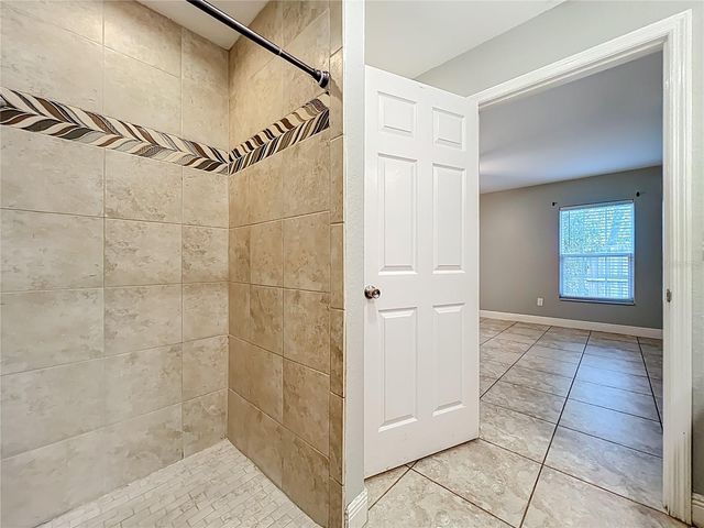608 MASTERS AVENUE, Wildwood, FL 34785