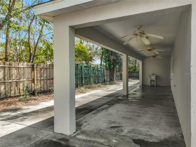 608 MASTERS AVENUE, Wildwood, FL 34785