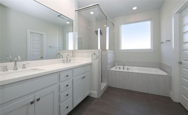 506 W Donovan G, Houston, TX 77091