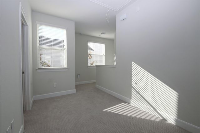 506 W Donovan G, Houston, TX 77091