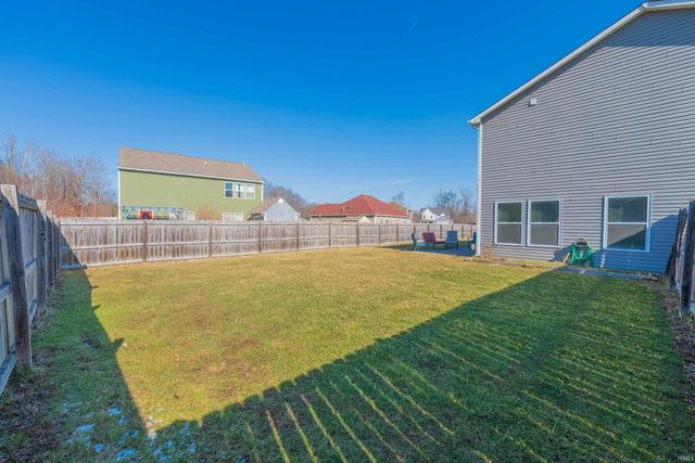 5279 N Thornhill Place, Bloomington, IN 47404