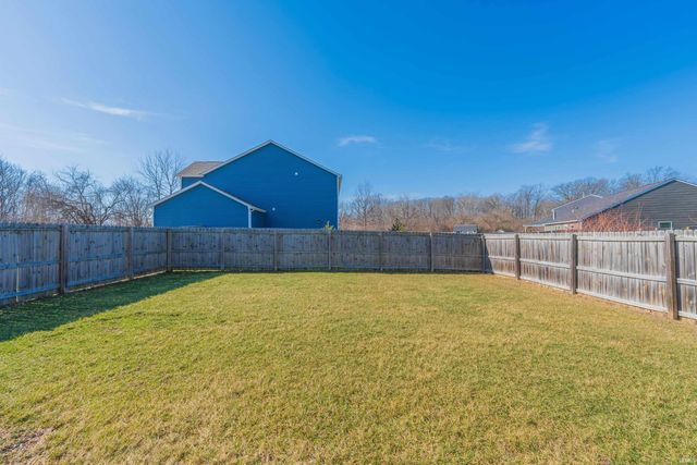 5279 N Thornhill Place, Bloomington, IN 47404