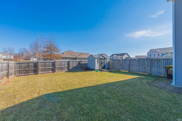 5279 N Thornhill Place, Bloomington, IN 47404