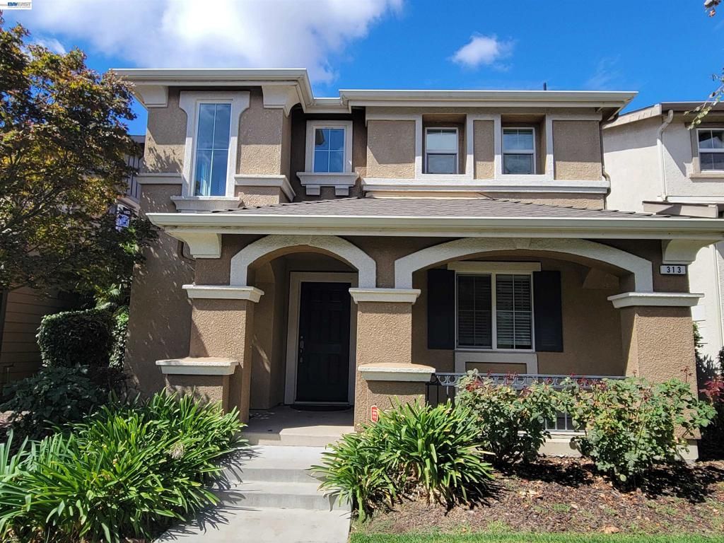 313 Turnstone Cir, Pittsburg, CA 94565