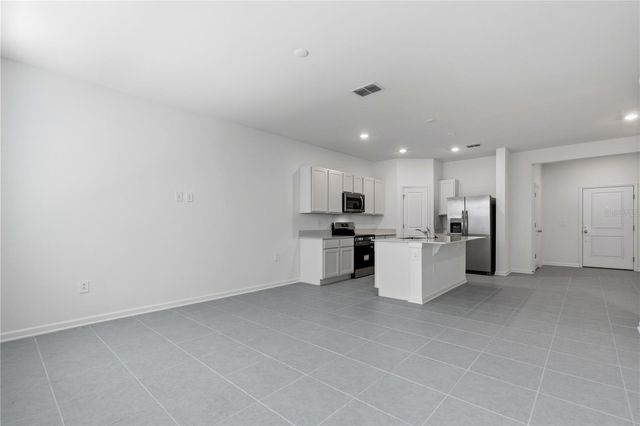 3143 KURTZ TERRACE, Davenport, FL 33837