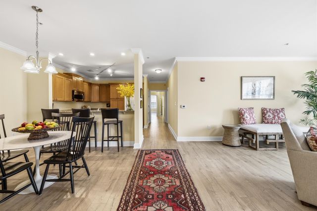 3520 Central Ave Apt 207, Memphis, TN 38111