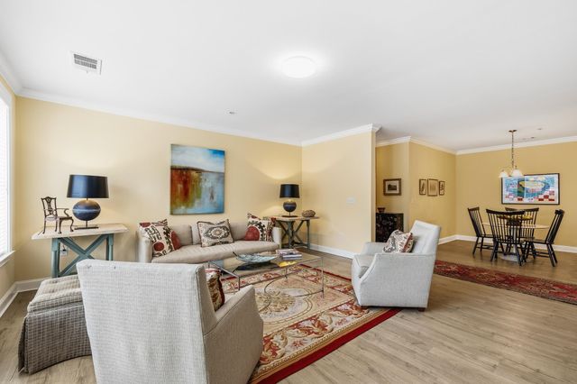 3520 Central Ave Apt 207, Memphis, TN 38111