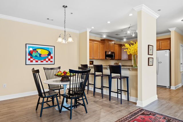 3520 Central Ave Apt 207, Memphis, TN 38111