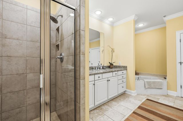 3520 Central Ave Apt 207, Memphis, TN 38111