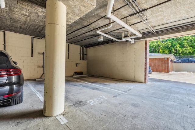 3520 Central Ave Apt 207, Memphis, TN 38111