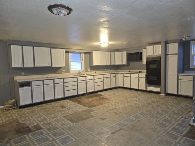 W420 County Road U, Bangor, WI 54614