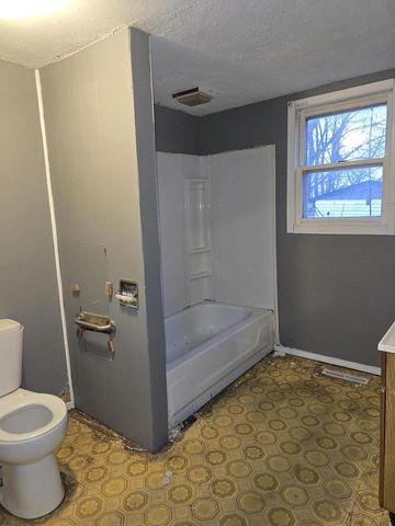 W420 County Road U, Bangor, WI 54614