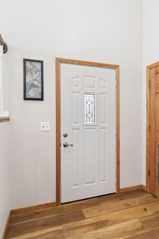 2555 Aladdin Street, Roseville, MN 55113