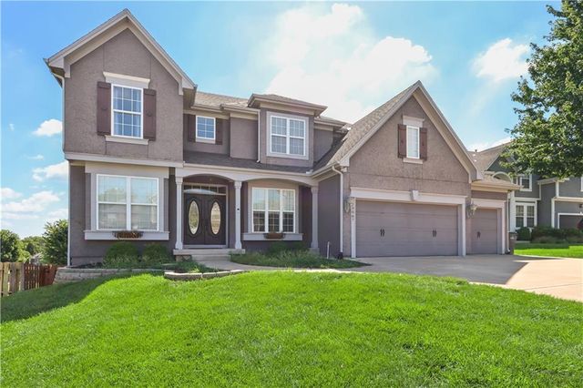 20067 W 108th Terrace, Olathe, KS 66061