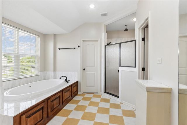 20067 W 108th Terrace, Olathe, KS 66061